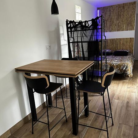 Fromental Bed & Breakfast Saint-Côme-dʼOlt Exterior foto