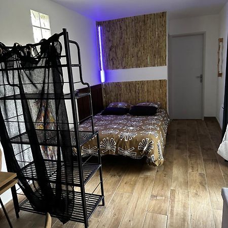 Fromental Bed & Breakfast Saint-Côme-dʼOlt Exterior foto